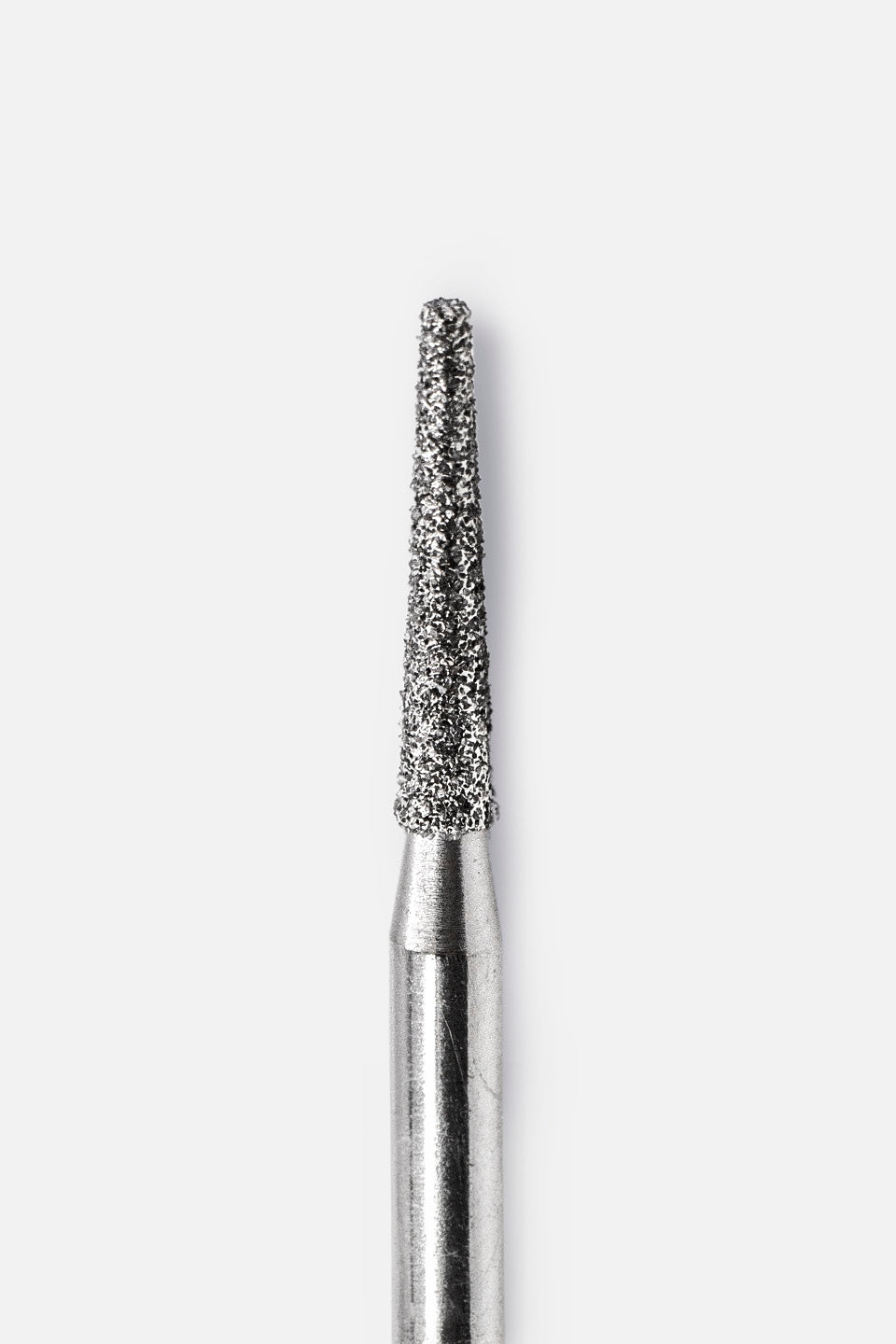 Fresa micromotor de diamante cónica larga gr. medio