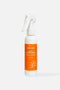 primo piano flacone con erogatore spray del latte solare protezione alta da 150 ml