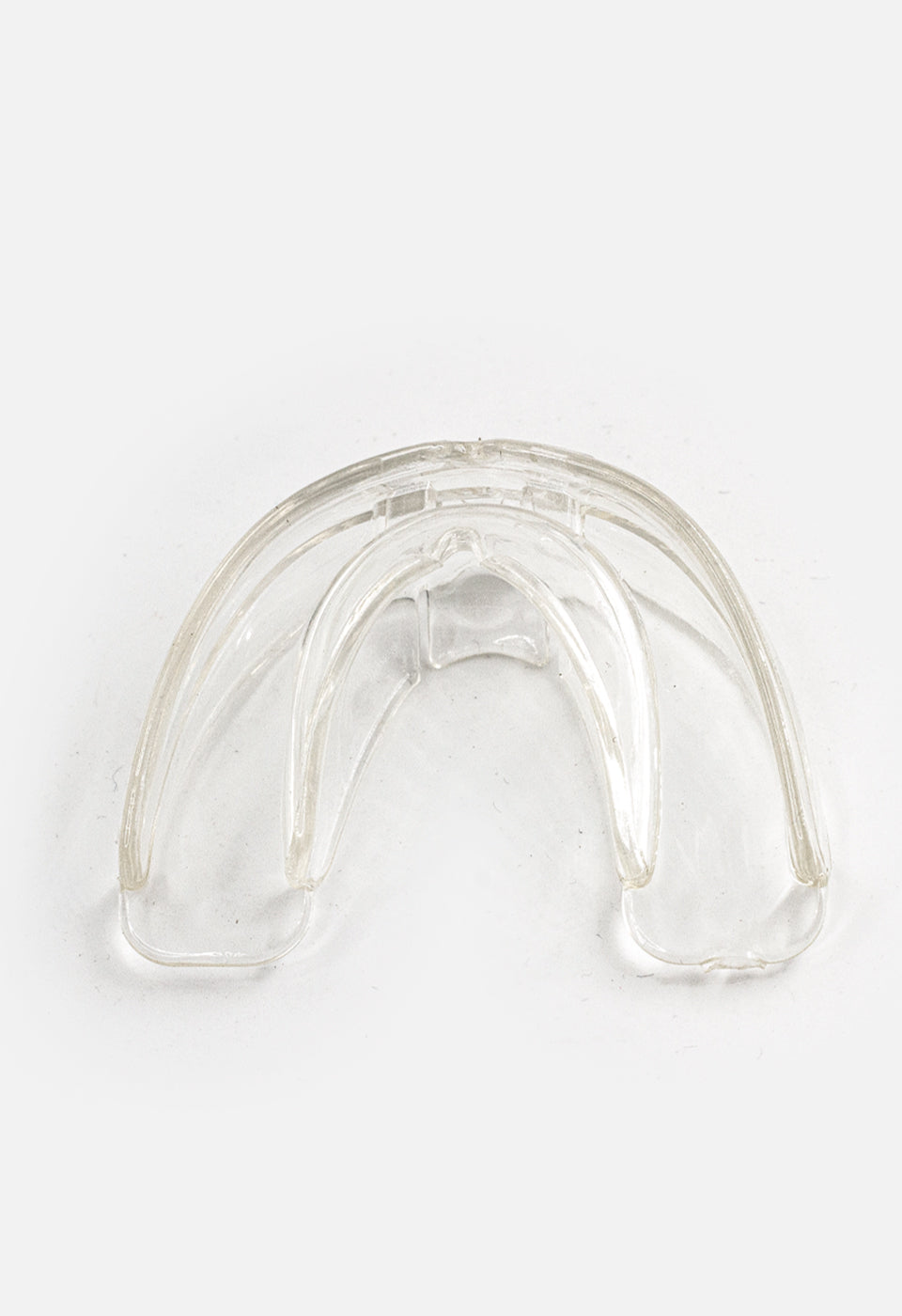 Mouthguard for semi-permanent lip makeup