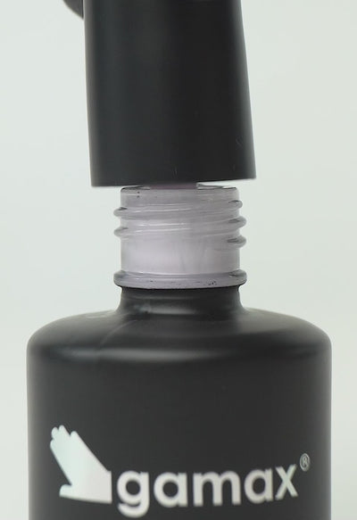 video che mostra dettaglio ravvicinato di texture, pennello e applicazione smalto semipermanente colore glicine