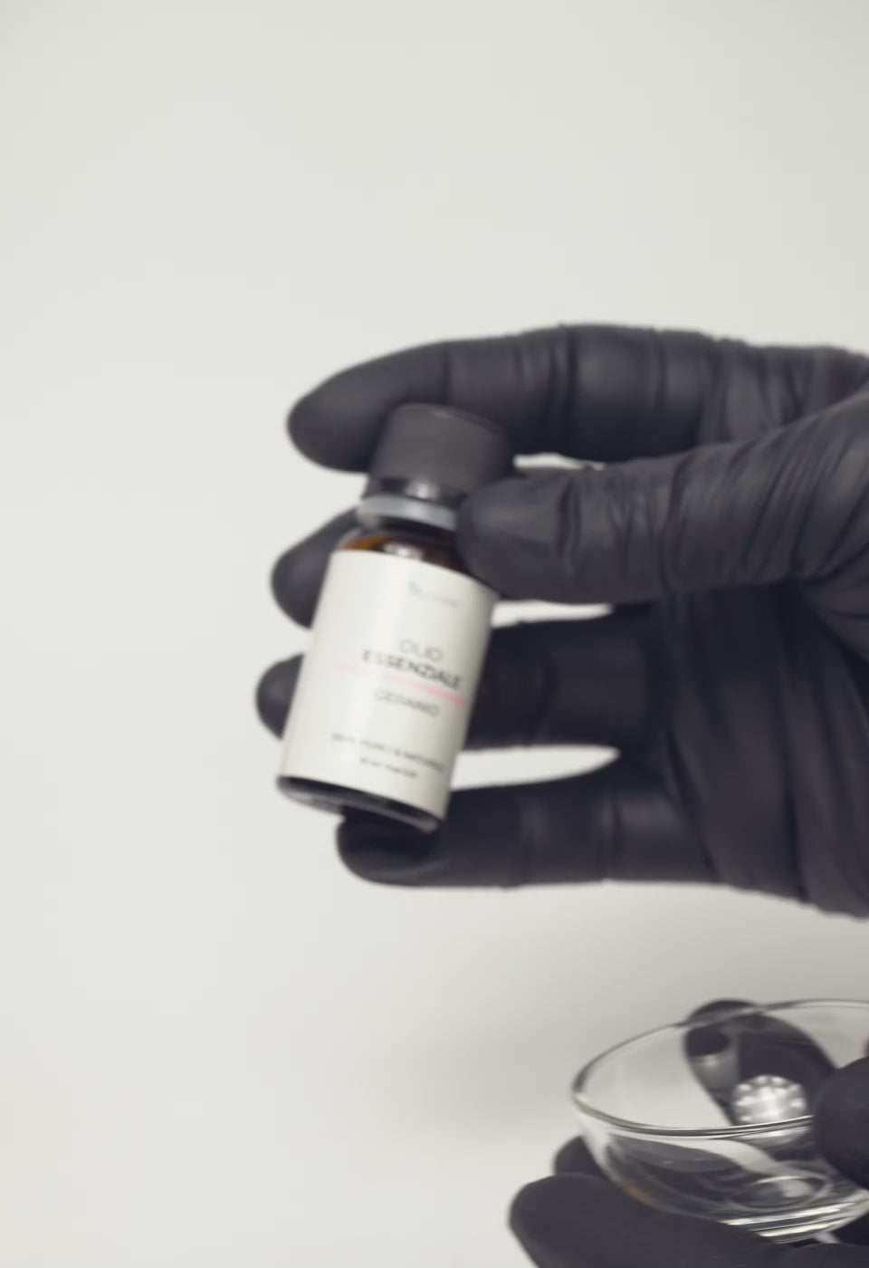 video dimostrativo olio essenziale al geranio