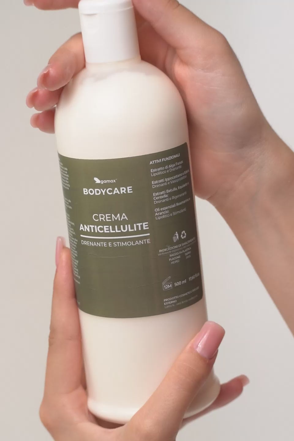Video di presentazione della Crema Anticellulite Gamax Bodycare con dimostrazione del massaggio drenante sulle gambe