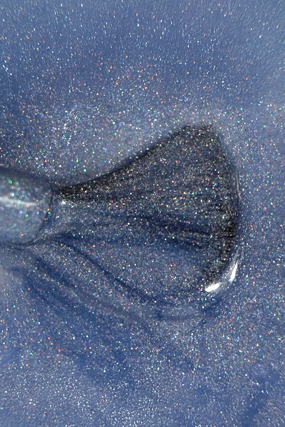 Texture glitterata dello smalto semipermanente Grey Moon di Gamax