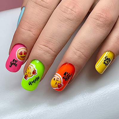 unghie emoji con adesivi gamax
